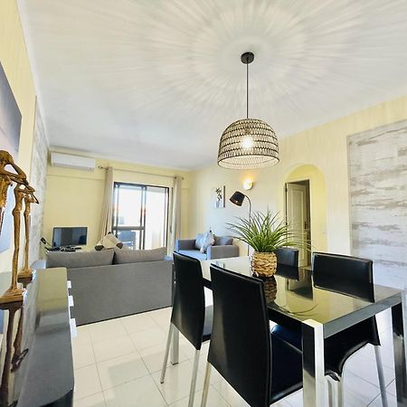 Lavanda - 2 Bedrooms - 3 Level Pool - Garden - Beach 1Km 에스톰바 외부 사진