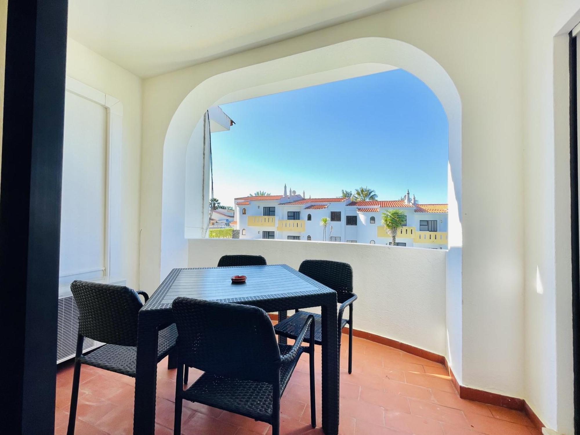 Lavanda - 2 Bedrooms - 3 Level Pool - Garden - Beach 1Km 에스톰바 외부 사진