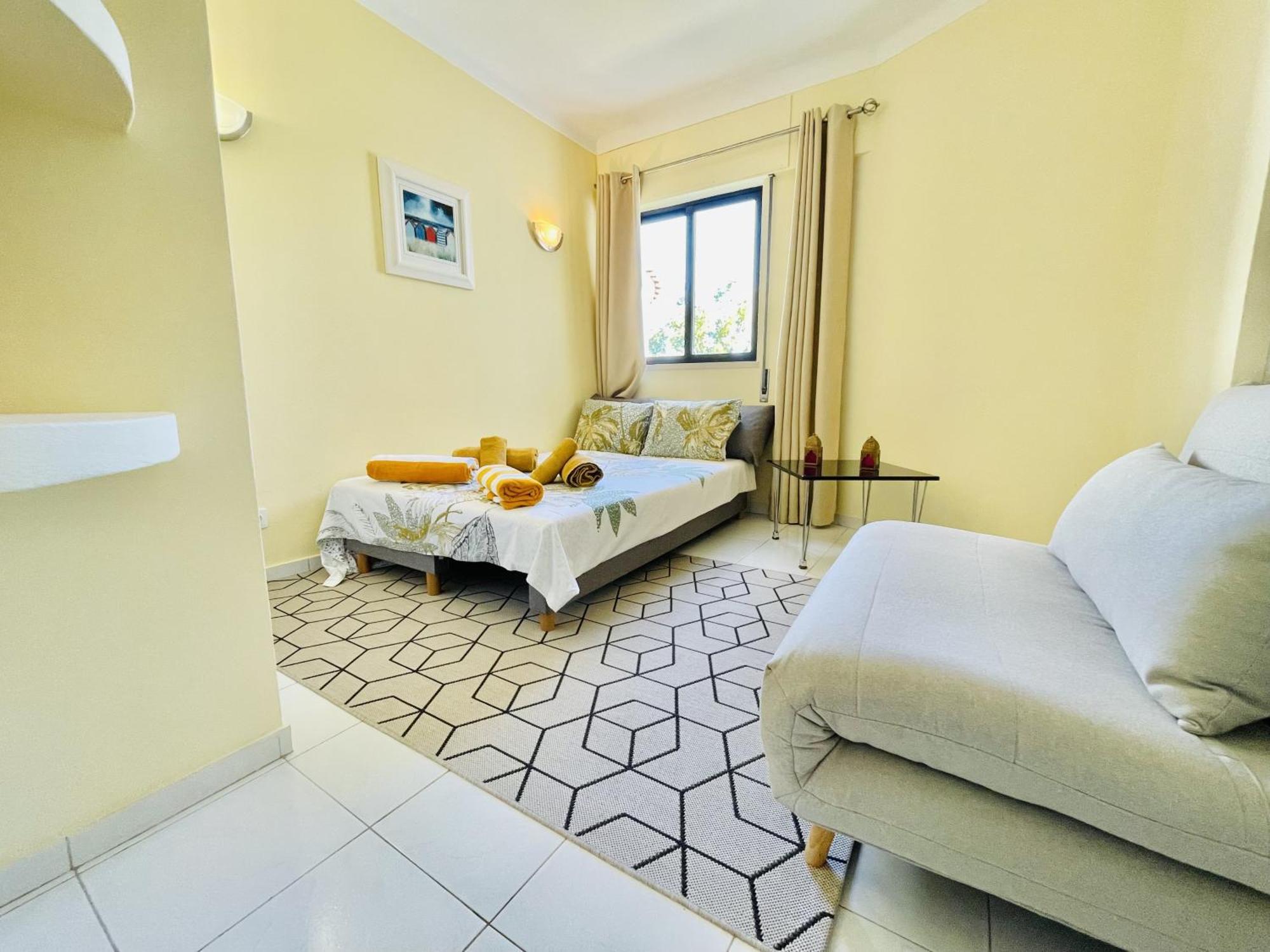 Lavanda - 2 Bedrooms - 3 Level Pool - Garden - Beach 1Km 에스톰바 외부 사진